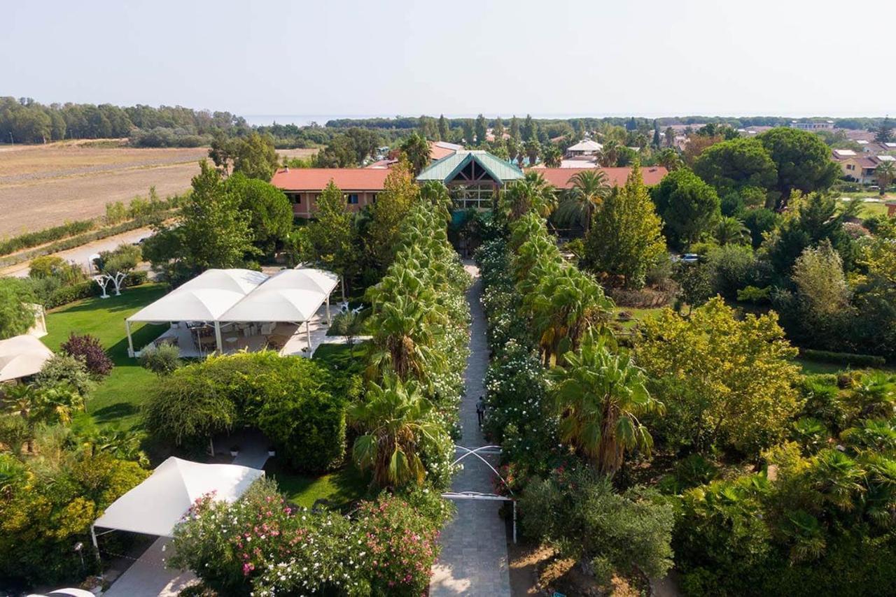 Minerva Club Resort & Golf マリーナ・ディ・シーバリ エクステリア 写真