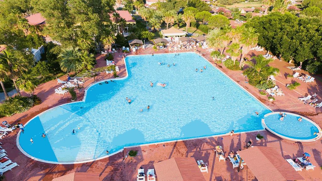 Minerva Club Resort & Golf マリーナ・ディ・シーバリ エクステリア 写真