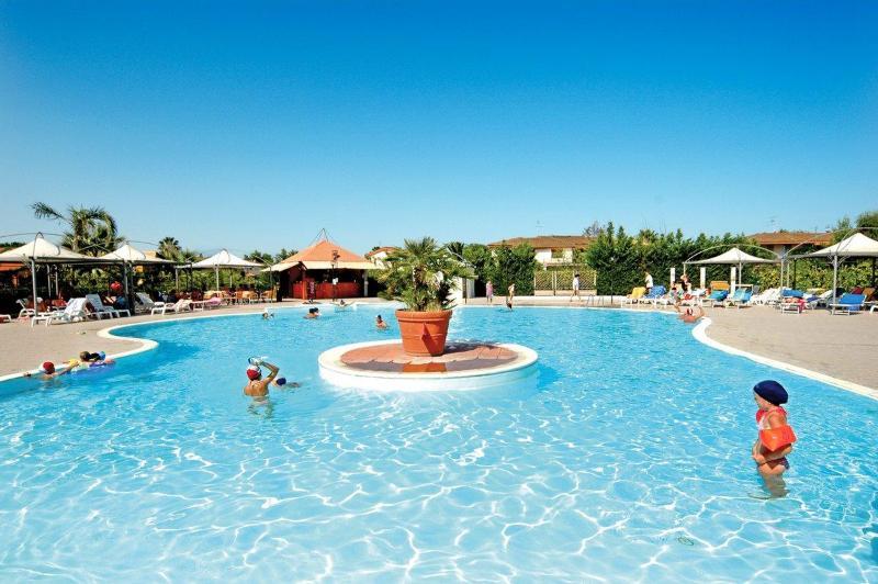 Minerva Club Resort & Golf マリーナ・ディ・シーバリ エクステリア 写真